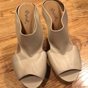 Nude Wedges
